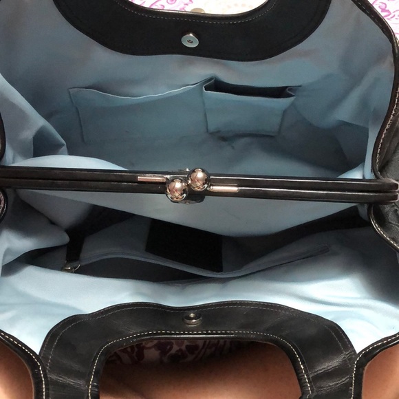 Genuine Coach Purse - Picture 4 of 6